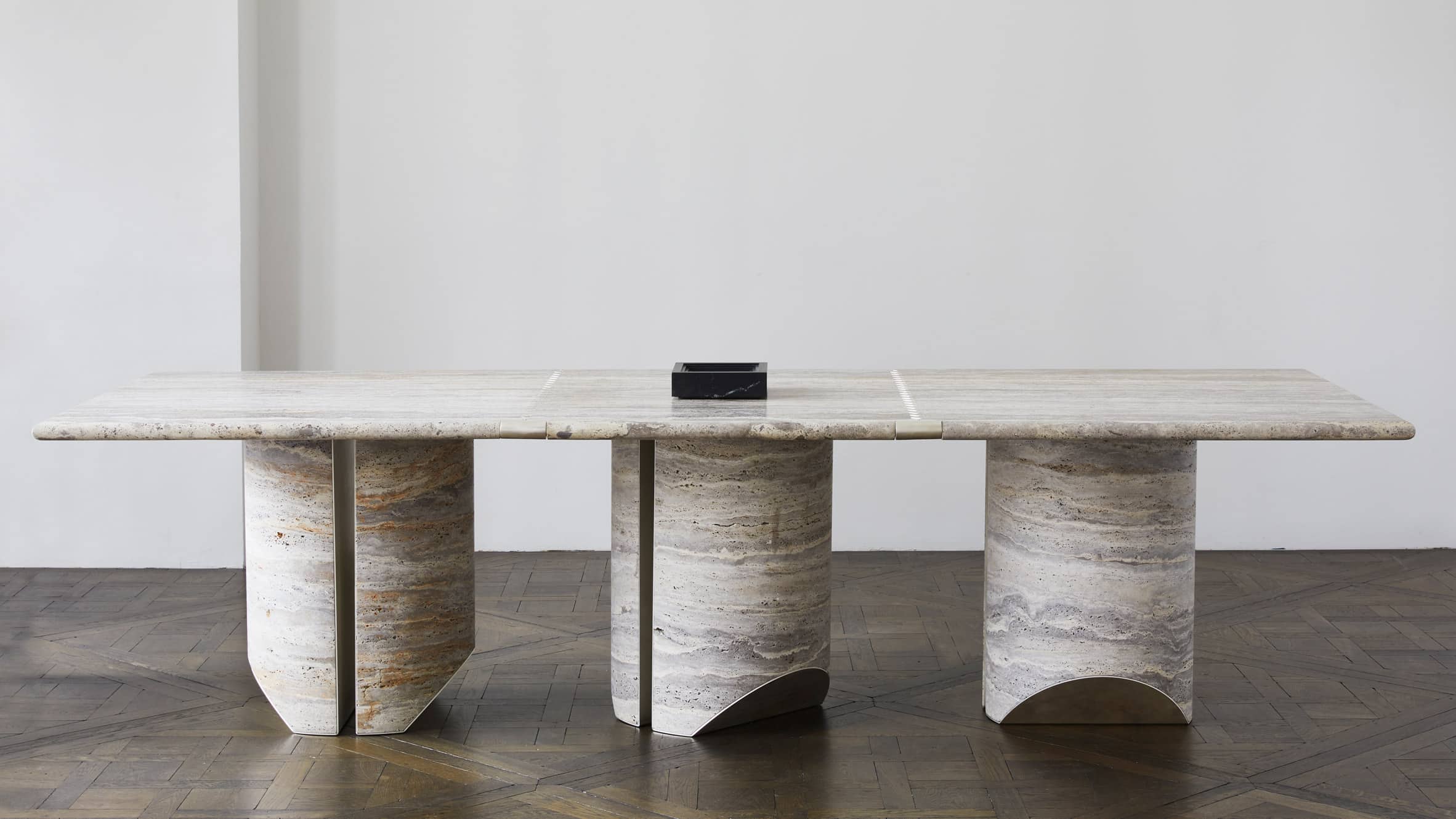Mesa-Travertino-Italiano-1.jpg
