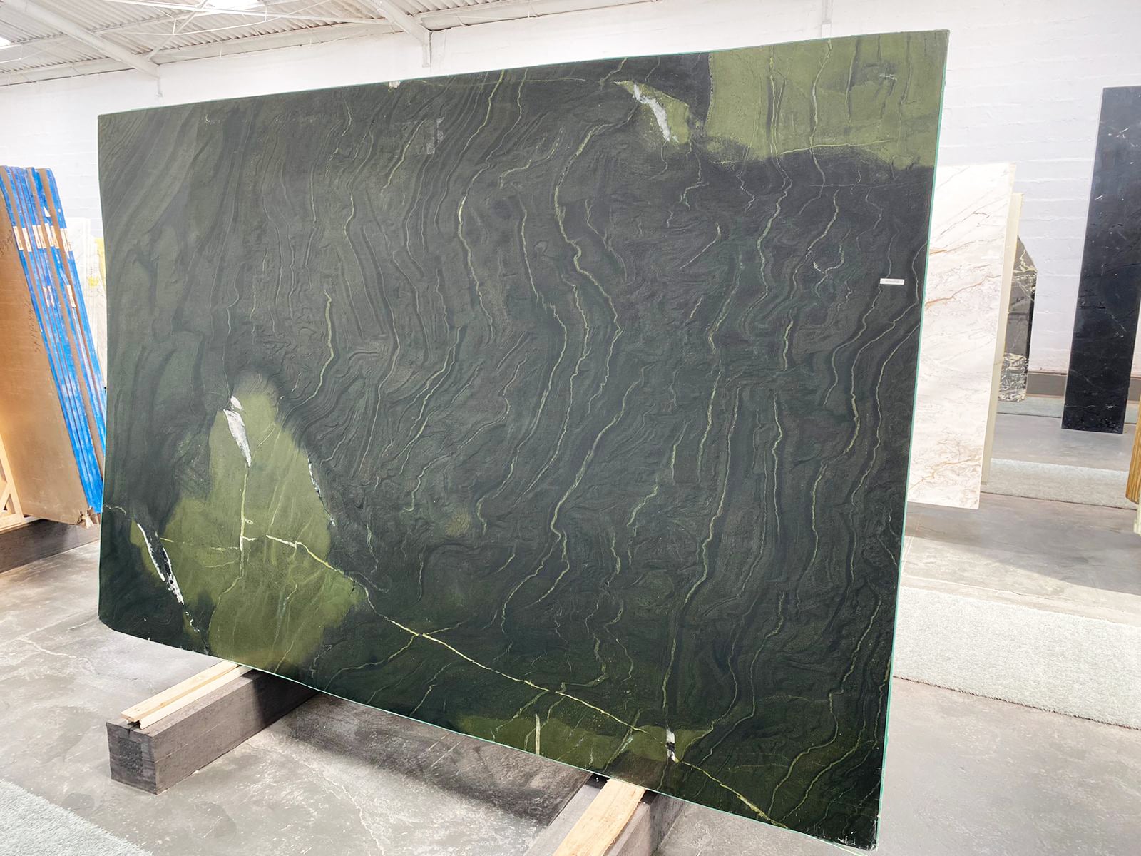 Quartzito Avocatto Stone Marmi Boutique